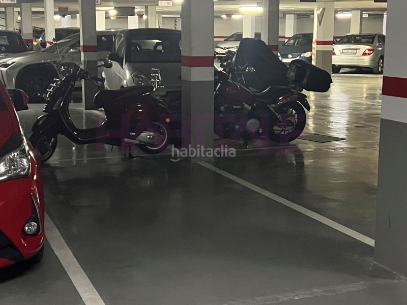 Foto 8e079962-005c-4d8e-b9ac-ec69e682f9e2. Aparcament cotxe a Russafa Valencia