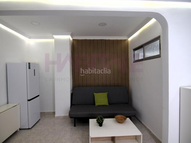 Foto 5bcca9ea-ef6d-4b30-b966-99c1a4188633. Alquiler piso coqueto piso reformado al lado del mercado de algirós en Valencia
