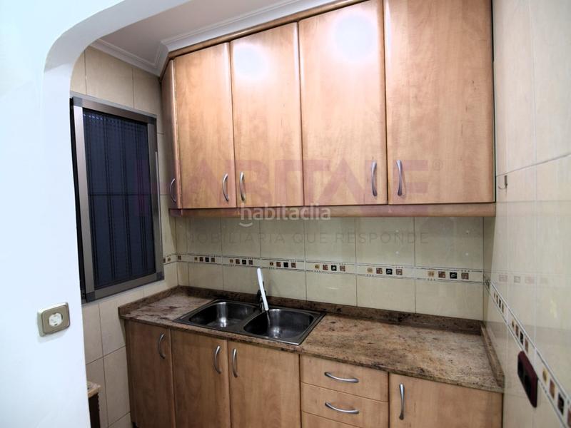 Foto d3592abf-e576-4722-a915-8dea279aa41e. Rent flat in Albors Valencia