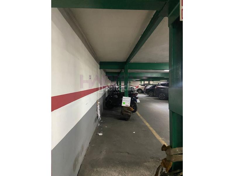 Foto 10c7b686-bdd8-4afd-a1e7-b8da1f370c08. Car parking in Aiora Valencia