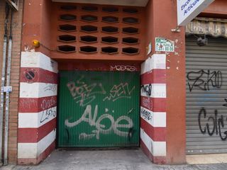 Aparcament cotxe  Calle leones los. Plaza de garaje en venta