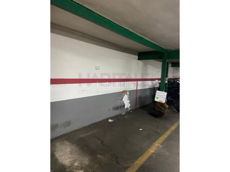 Foto d7b87584-5c92-40a0-8e27-16d666396d55. Car parking in Aiora Valencia