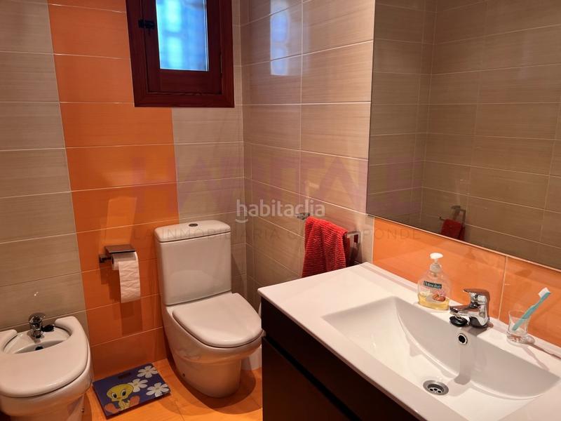 Foto ef334819-8125-4deb-b37c-67d0085a7337. Chalet con parcheggio piscina in Riba - roja de Túria
