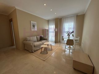 Lloguer Pis  Avenida cardenal benlloch. Luminoso piso de 2 habitaciones