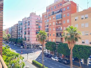 Affitto Appartamento  Avenida peris y valero. Piso 4 habitaciones alquiler valencia