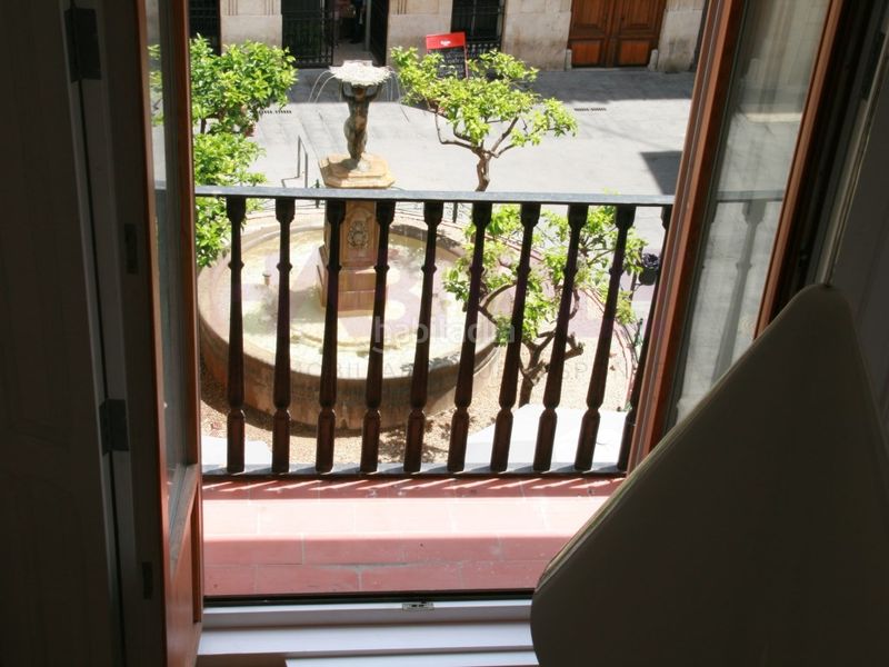 Foto 8bee5fa5-4f57-4f70-a9f5-6a23dc44b36e. Alquiler piso si quieres vivir en el centro histórico ... en Valencia