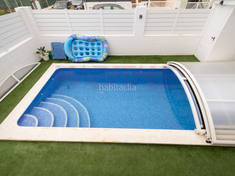 Foto 1f7f13c0-7712-425f-8bbe-b3dff4ba1195. Xalet a Mareny de Barraquetes Sueca