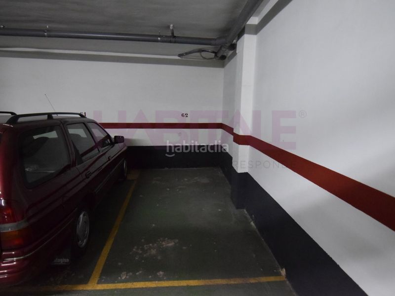 Foto d894b0ea-b186-491b-9d49-21ac6a6e7969. Aparcament cotxe a Nou Moles Valencia