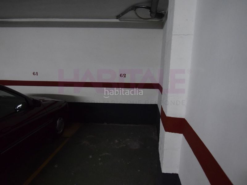 Foto de03872a-a5fc-4f94-a9e6-de7737a629aa. Aparcament cotxe a Nou Moles Valencia