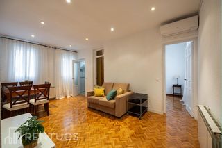 Flat in Del Tutor