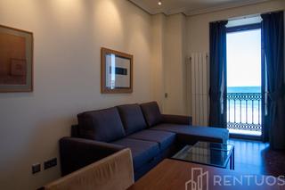 Location Appartement  Ezcurdia. Moderno piso amueblado con vistas a la playa de san lorenzo