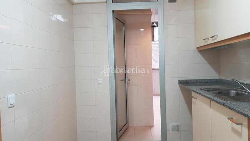 Foto a94482c8-6d50-445c-a981-f2288dc4e859. Piano terra con riscaldamento parcheggio piscina in Terrassa