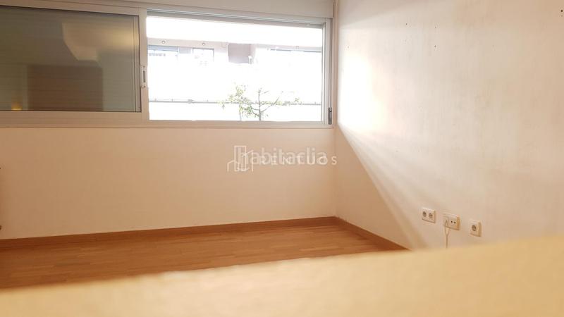 Foto bdf5e5a0-d4ce-42b0-9de6-929a821f7e86. Piano terra con riscaldamento parcheggio piscina in Terrassa