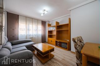 Lloguer Pis  Avenida gran vía del este. Moderno piso en urbanización con piscina en vicálvaro