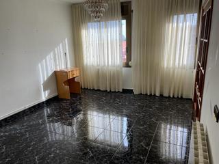 Appartement  Carrer de la mare de déu del carme. Piso en ca nanglada al 7,9 de rentabilidad
