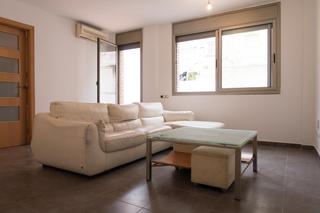 Zweistöckige Wohnung  Carrer de sicília. Moderno duplex con amplia terraza privada en sabadell