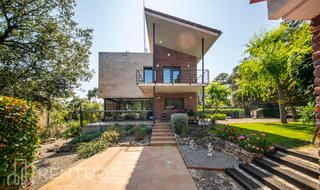 Lloguer Casa  Carrer vallcebre. Exclusiva casa unifamiliar en urbanizacin de alto standing en b