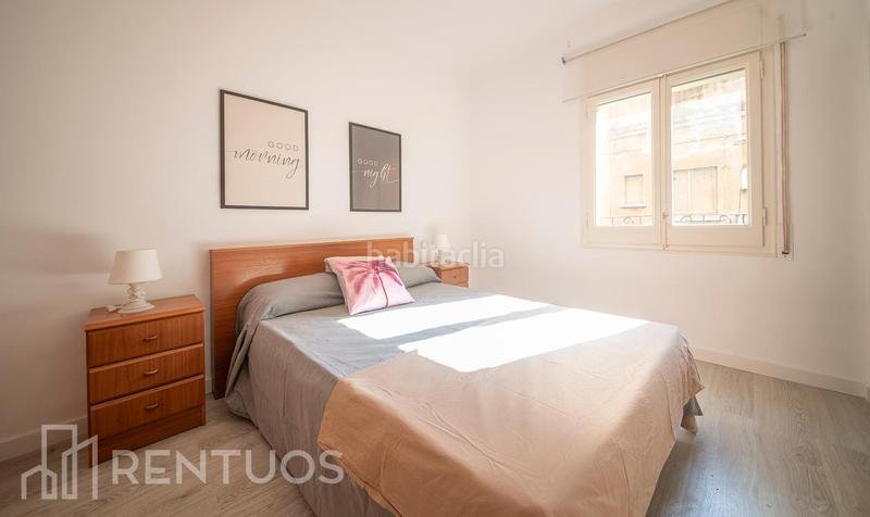 Foto c10b63fa-3324-4b4d-91f1-075982cb4e47. Alquiler piso acogedor piso en ciutat vella a pasos de la playa en Barcelona