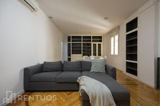 Miete Etagenwohnung  De la abada. Amplio piso en el corazón de madrid