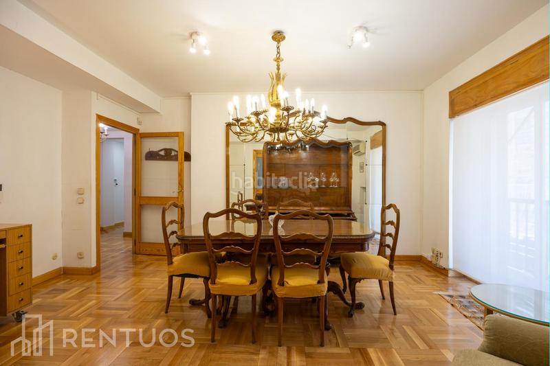 Foto 890eb317-c18f-4cbd-b3f6-2666ebedb820. Alquiler piso amplio piso en el corazón en Embajadores-Lavapiés Madrid
