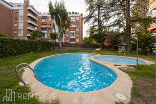 Lloguer Pis  De artesa de segre. Acogedor piso en moncloaaravaca con piscina comunitaria