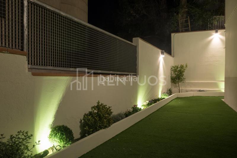 Foto 768a3037-2731-4f98-a69b-5492913c902c. Alquiler planta baja encantadora planta baja con jardín en el tranquilo viaducto de vallcarca en Barcelona