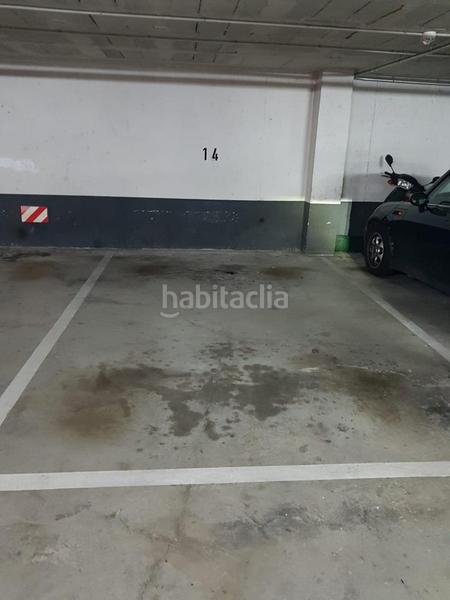 Foto 4c0d3006-ba3e-4f77-9ff9-c30a0bc1504c. Lloguer planta baixa amb calefacció aparcament a Barcelona