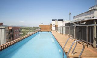 Alquiler Piso  Carrer bonavista. Precioso piso sin amueblar con piscina, parking y trastero en ca