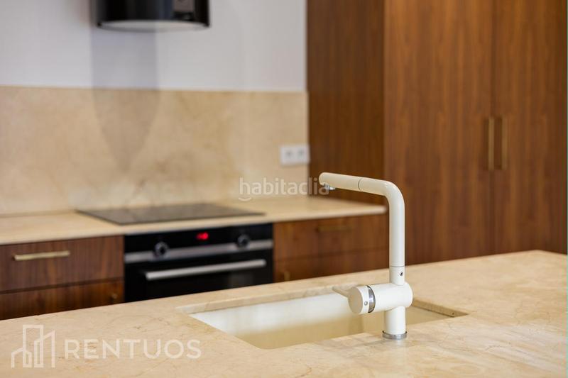 Foto 01f15981-7069-4532-99ea-4a57b32c7aef. Alquiler piso exclusivo piso de diseño en el corazón en Madrid