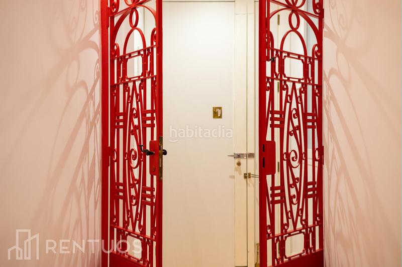 Foto 55233314-70e5-463c-b94d-25fb5271bd12. Alquiler piso exclusivo piso de diseño en el corazón en Madrid