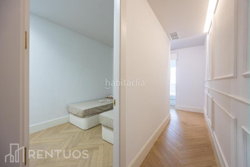 Foto 548b04ec-fadf-46e7-8440-c0793b39cf8f. Location appartement dans Jerónimos Madrid