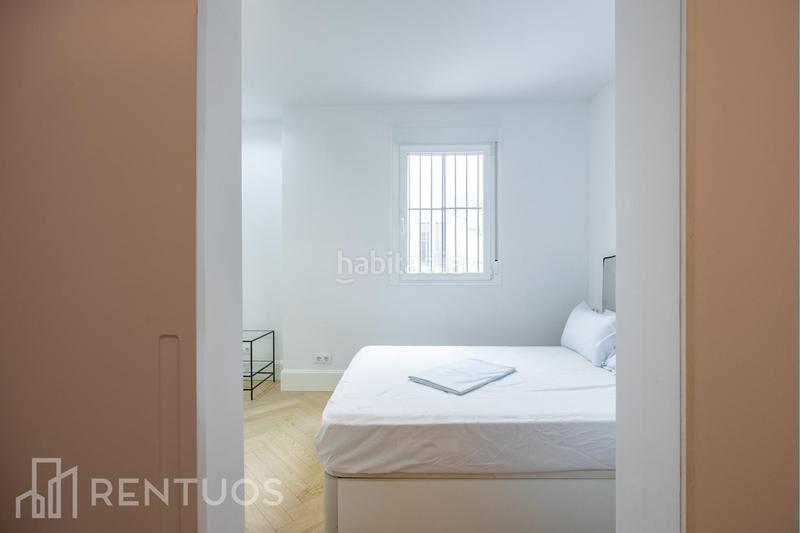 Foto f223516a-a0b7-4a6e-8c8f-67c17388b1f7. Location appartement dans Jerónimos Madrid