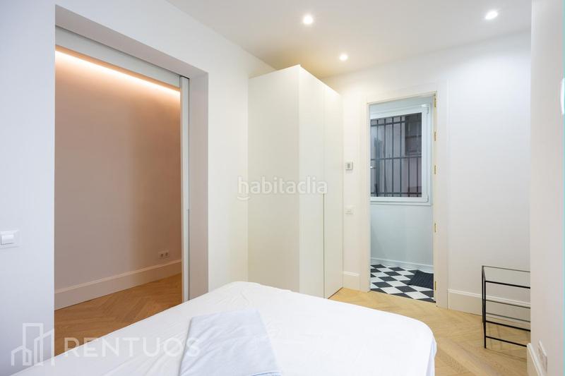 Foto c88e7f20-ce42-4e2a-b8e3-bba9a35a5f2b. Miete etagenwohnung in Jerónimos Madrid