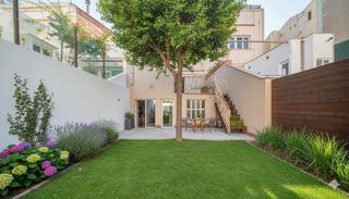 Rez-de-chaussée  De mataró. Vivienda a reformar con jardín frente al mar en badalona