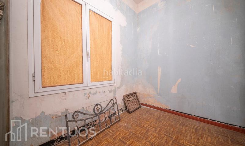 Foto d14c9d6c-2546-4acb-b956-4e27c83efe7b. Rez-de-chaussée dans Manresà Badalona