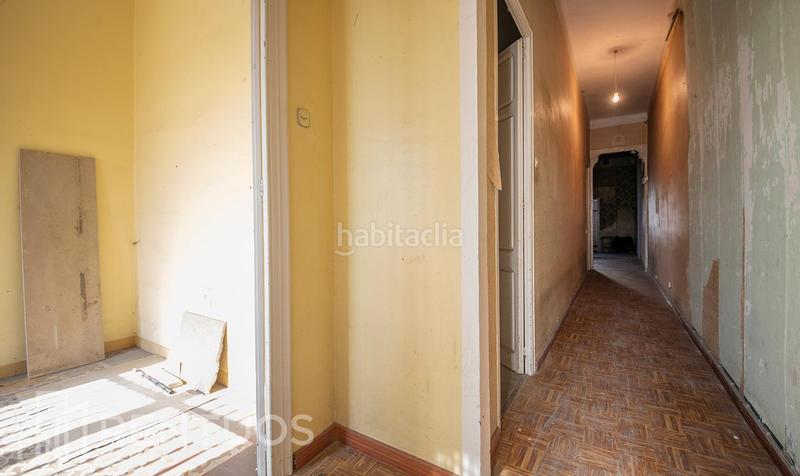 Foto f1578ebf-dd04-463f-8836-e26b1660f67d. Rez-de-chaussée dans Manresà Badalona