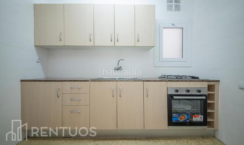 Foto 463e18a6-898c-468c-a19a-de420cd46934. Alquiler piso  amplio con terraza y garaje en alquiler en Esplugues de Llobregat