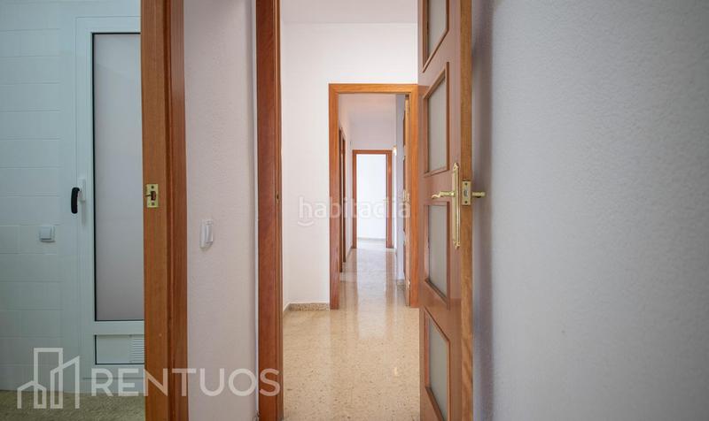 Foto 3213f17a-2d06-4370-9452-5fedf096d1ee. Location appartement avec parking dans Centre Esplugues de Llobregat