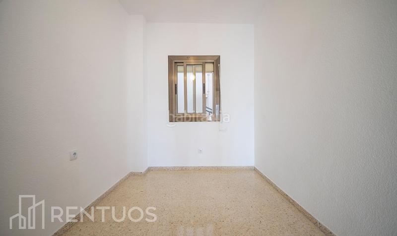 Foto 86cdb72f-93a9-455d-8838-1d8651231c49. Location appartement avec parking dans Centre Esplugues de Llobregat