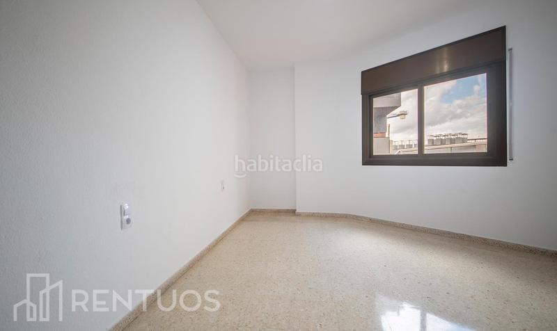 Foto d6d7c68b-2b24-4675-a11d-2c2666adcca8. Location appartement avec parking dans Centre Esplugues de Llobregat