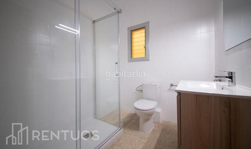 Foto 13459a9d-76ce-4bc8-882a-05940698a130. Rent flat with parking in Centre Esplugues de Llobregat