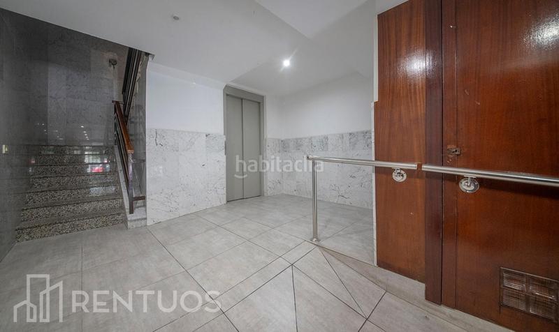 Foto 2481dbb6-4389-4a64-be92-45ffeda0cda9. Rent flat with parking in Centre Esplugues de Llobregat