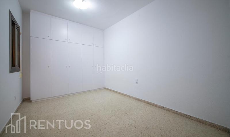 Foto ae09b0d5-f65b-4ba1-a41c-a401bc87d7f2. Rent flat with parking in Centre Esplugues de Llobregat