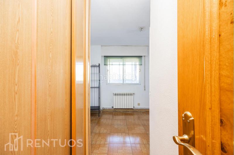 Foto 5dce0e38-4909-4b3d-ab34-1362dd7146ac. Alquiler piso acogedor piso en fuencarralel pardo con terraza y vistas en Madrid