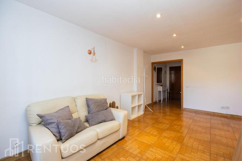 Foto a4c20afc-0ec4-48d8-8913-9dea1380c713. Alquiler piso acogedor piso en fuencarralel pardo con terraza y vistas en Madrid