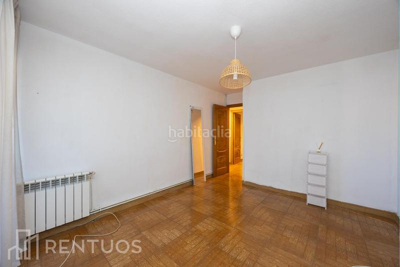 Foto 9b0a7cfd-1f42-4bf0-a94c-6de0662e1ba2. Miete etagenwohnung mit heizung in Peñagrande Madrid