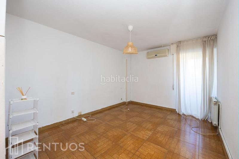 Foto d378e3ca-0de3-4163-9089-5250794e2ae7. Miete etagenwohnung mit heizung in Peñagrande Madrid