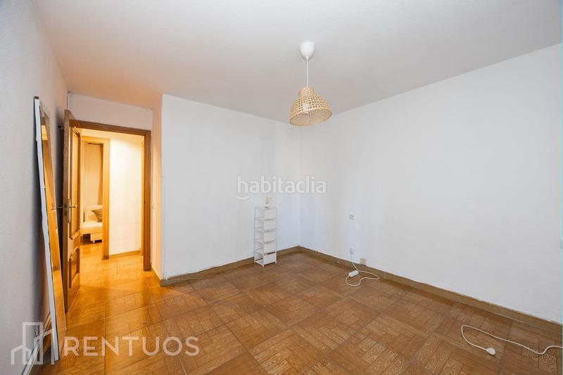 Foto f3181b21-9ab6-4d41-9237-fca41e3f64d9. Miete etagenwohnung mit heizung in Peñagrande Madrid