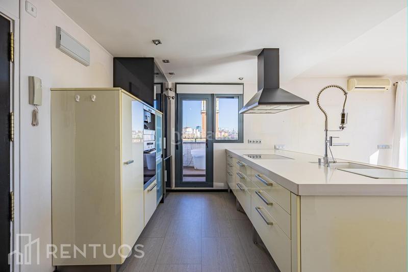 Foto 76549971-7dca-4d2c-b521-f354b90b5043. Location appartement avec chauffage parking piscine dans Madrid