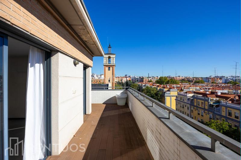 Foto 13acc1d4-3b3c-4c0f-b710-3990a0a8f443. Rent flat with heating parking pool in Chopera Madrid